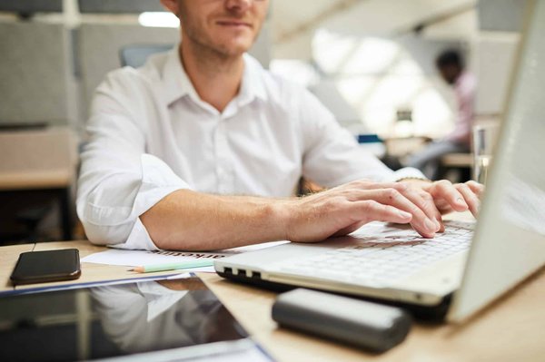 Comment personnaliser les emails de fidélisation en fonction du parcours client ?